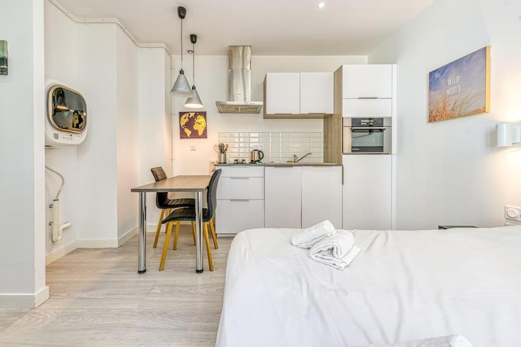 44 Foch 3 Apartment เกรอน็อบล์ ภายนอก รูปภาพ